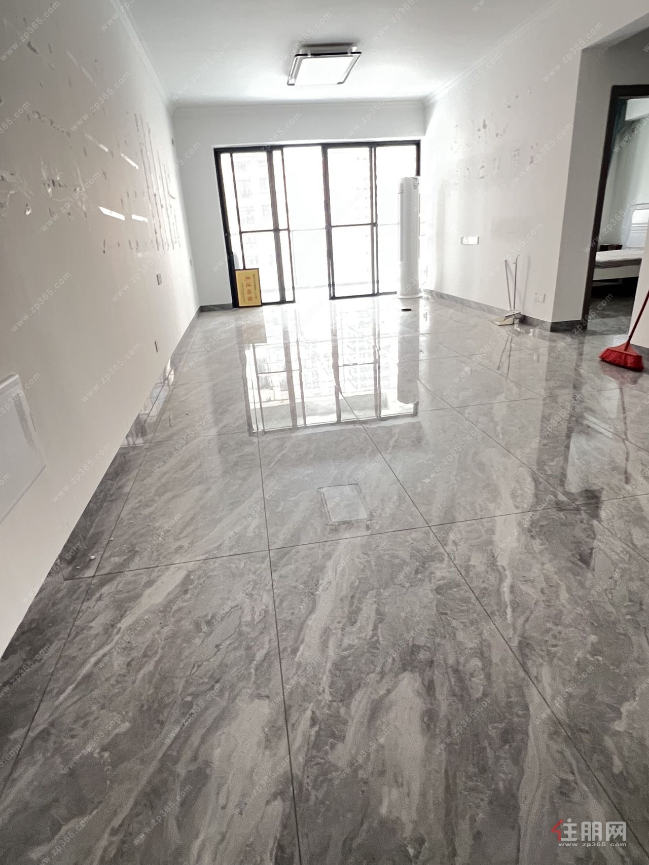 位置好，交通方便，购物靠近万达，