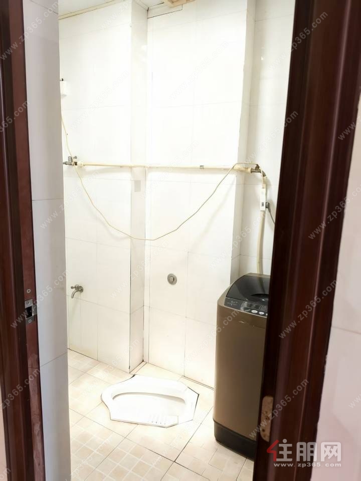 凯旋世纪广场精装一房一厅,配套齐拎包入住