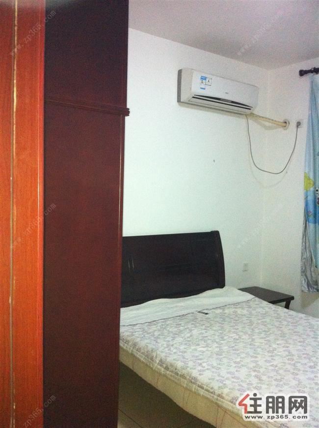 海馨嘉园2室2厅85平米中等装修押二付三(个人)