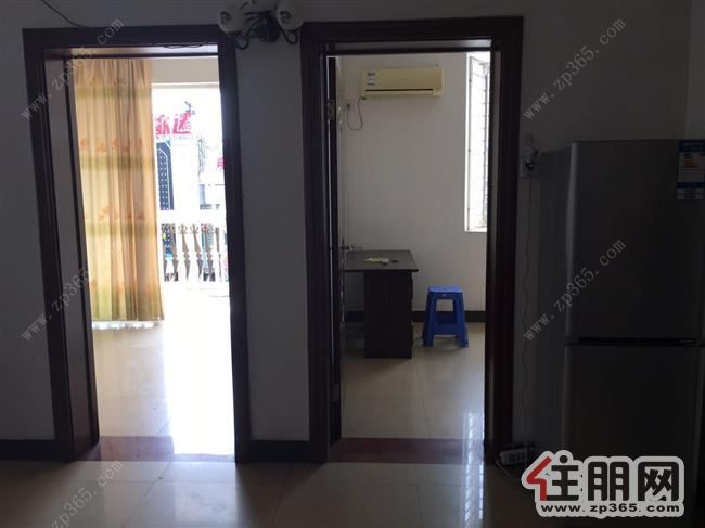 世纪花园两房一厅