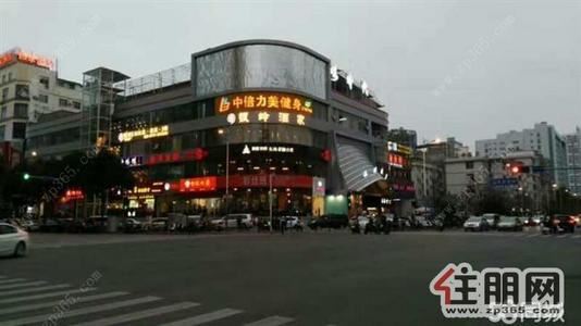 双拥路，嗨时代海鲜市场内靠街铺面优惠招租