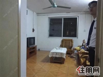 秀灵路，明秀东路保利心语旁明秀小区3房配齐1800元/月