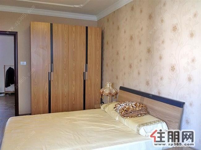 潭中东路医药公司宿舍3室1厅80平米精装