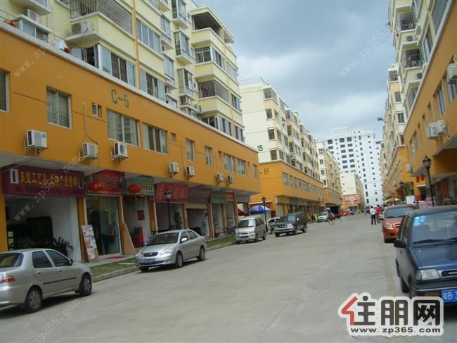 江南星光大道223号荣宝华商业街旺铺出租(无转让费)