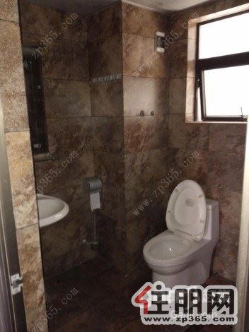 阳光100精装三房两厅