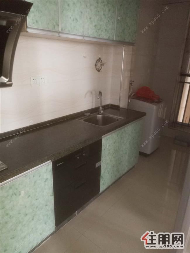 马草江公园旁,大型社区家具家电齐全拎包入住