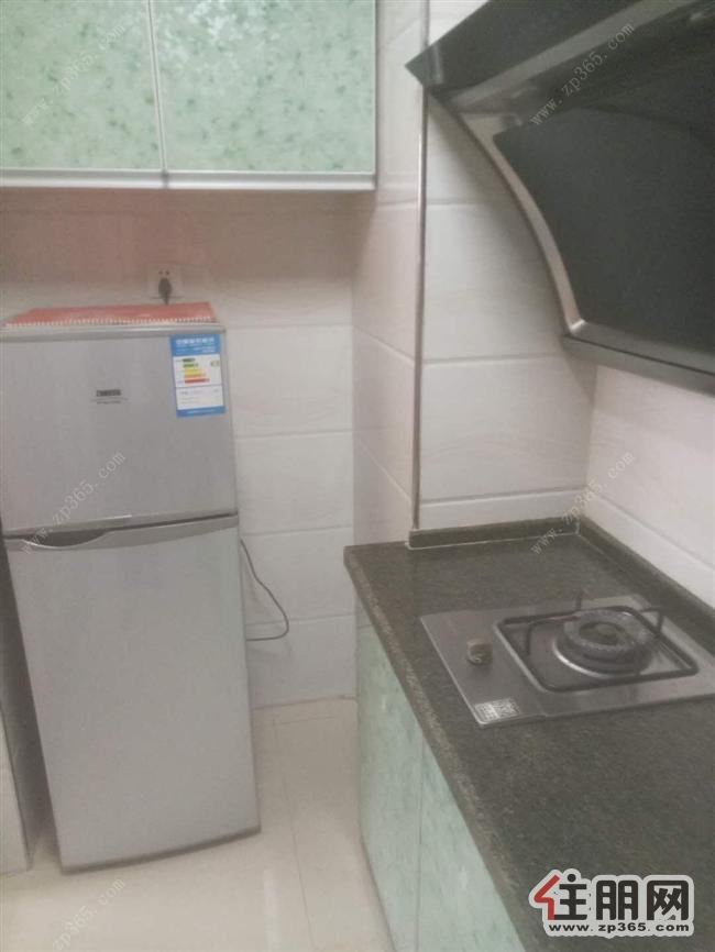 马草江公园旁,大型社区家具家电齐全拎包入住