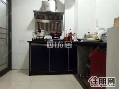 白沙大道-锦绣江南荣宝华附近大两房出租只要1800领包入住