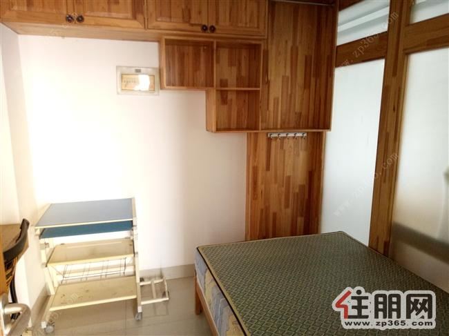 南湖边大地华城温馨阳光2房交通便利拎包即可入住