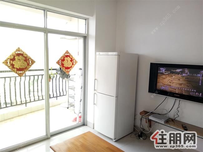 南湖边大地华城温馨阳光2房交通便利拎包即可入住