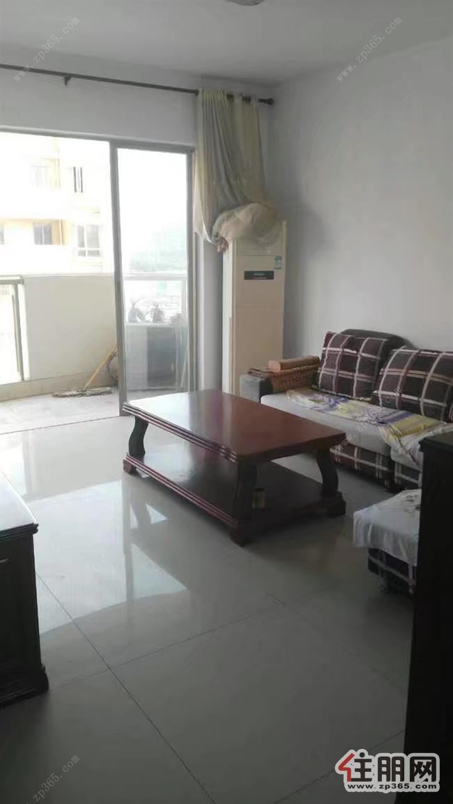 中地.滨江国际高层住宅,精装修,配备家电家具,拎包可入住。