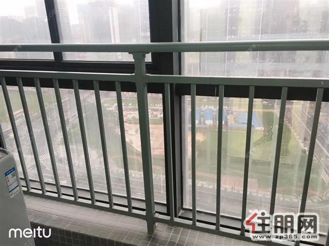 五象总部基地站,3号线,云星公寓精美一房一厅有钥匙看房拎包入