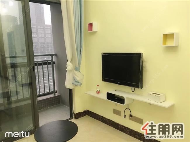 五象总部基地站,3号线,云星公寓精美一房一厅有钥匙看房拎包入