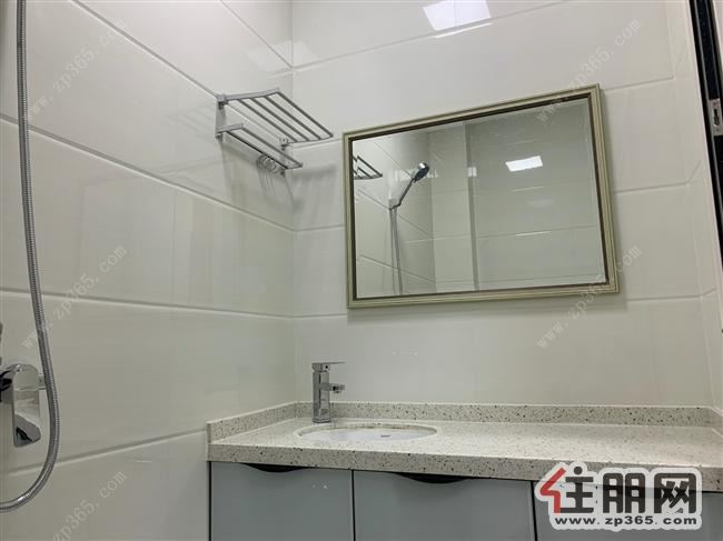 五象总部基地云星乾隆首府便宜出租有钥匙方便看房