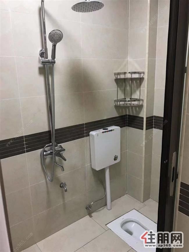 五象航洋旁云星钱隆首府急租一房一厅配齐出租