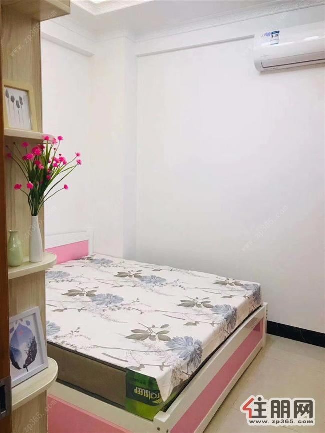 五象航洋旁云星钱隆首府急租一房一厅配齐出租