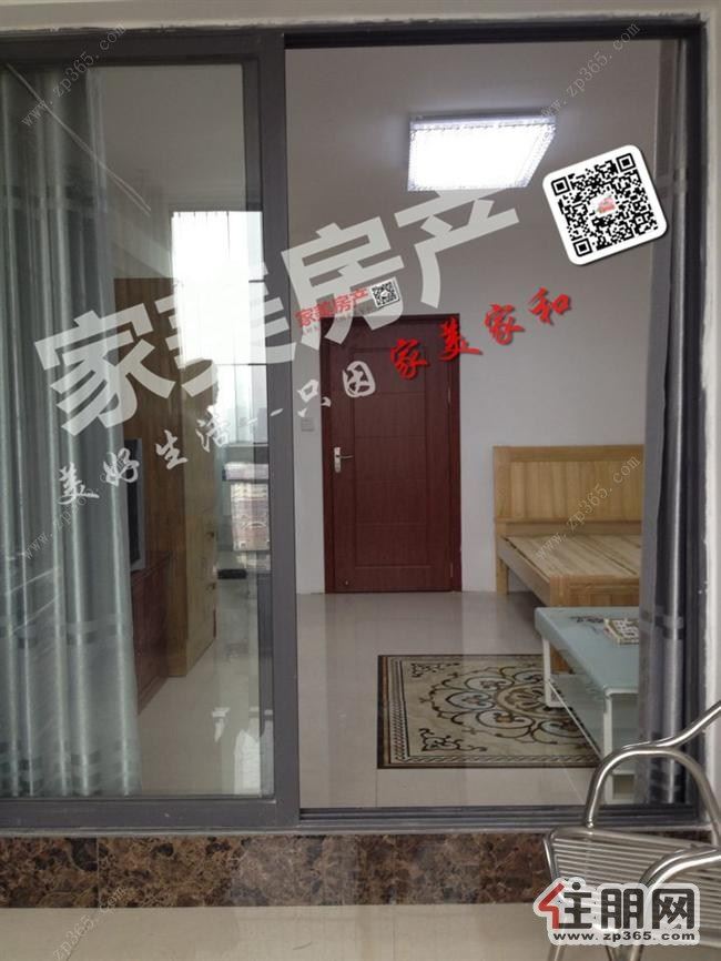 益盛园1房1厅新装修,家具家电齐全900/月