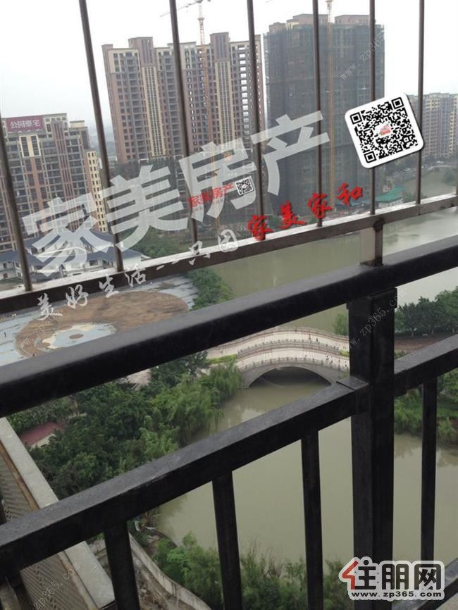 益盛园1房1厅新装修,家具家电齐全900/月