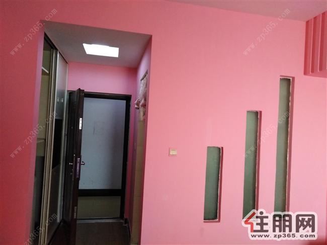 南宁火车站傍华天国际