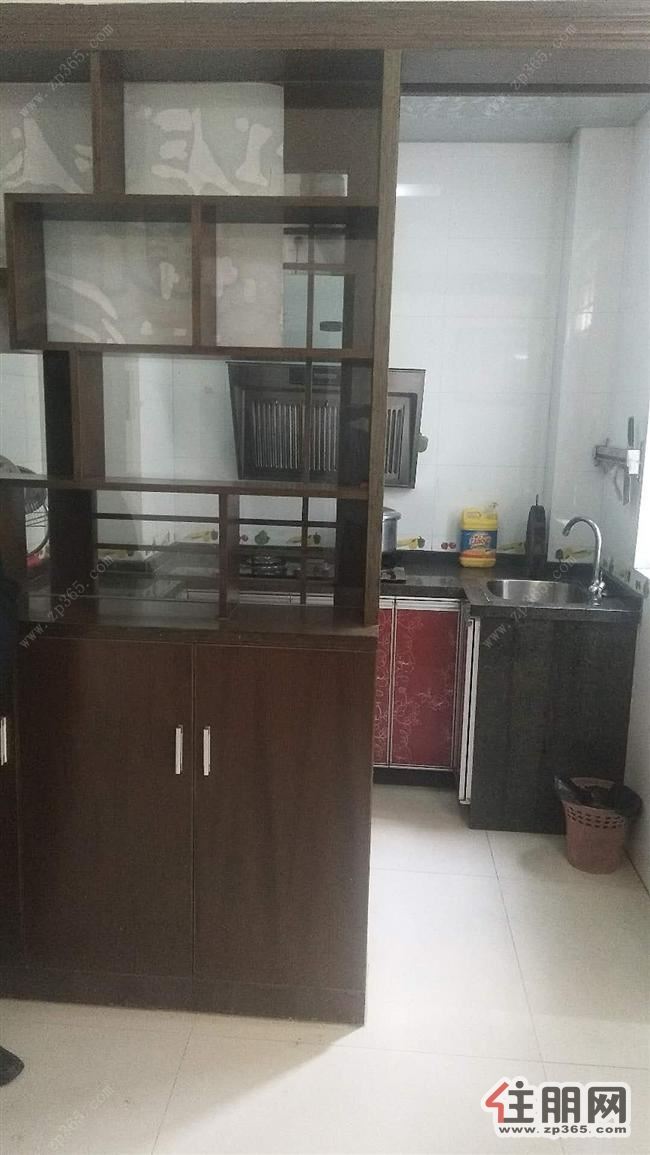 广汇正规一房一厅,配套齐全,有钥匙,看房方便。