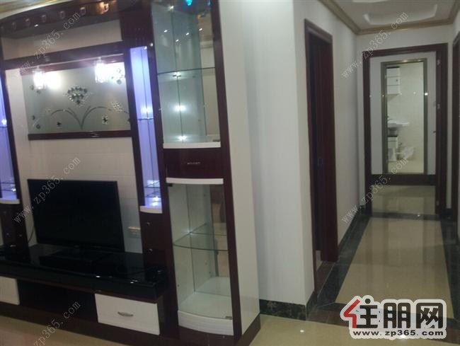 全新装修120多平三房两厅两卫三电梯精装马草江对面富丽华庭尚未入住过,您来了就直