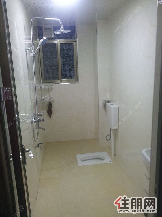 全新装修120多平三房两厅两卫三电梯精装马草江对面富丽华庭尚未入住过,您来了就直