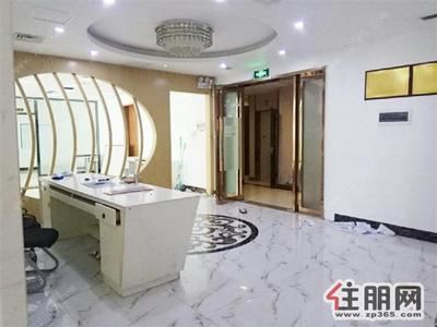  东盟商务区，华润大厦，户型方正，交通便利，环境舒适！