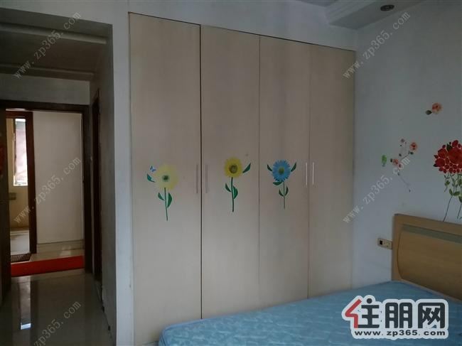 德宝花城三房两厅