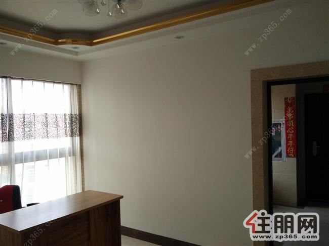 东方巴黎三房两厅两卫