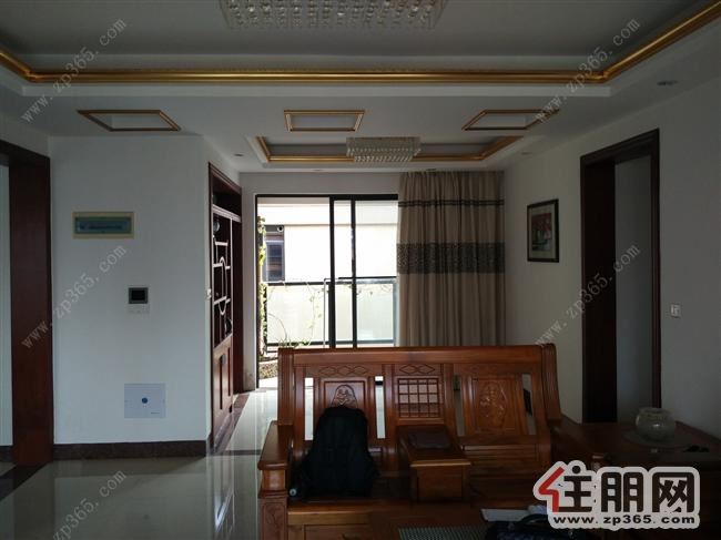 东方巴黎三房两厅两卫