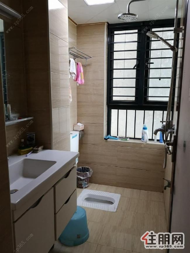 东盟商务区泽峰花园2房看房提前联系