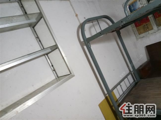 桂中花苑一楼单间出租