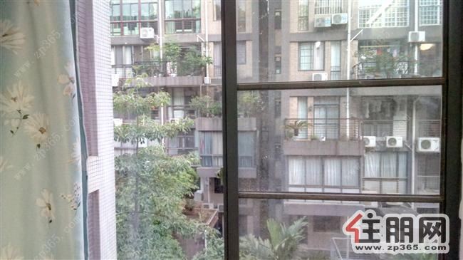 嘉年华庭4楼三房二厅