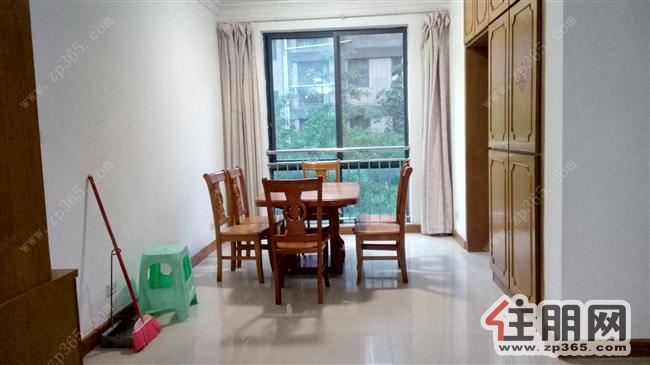 嘉年华庭4楼三房二厅