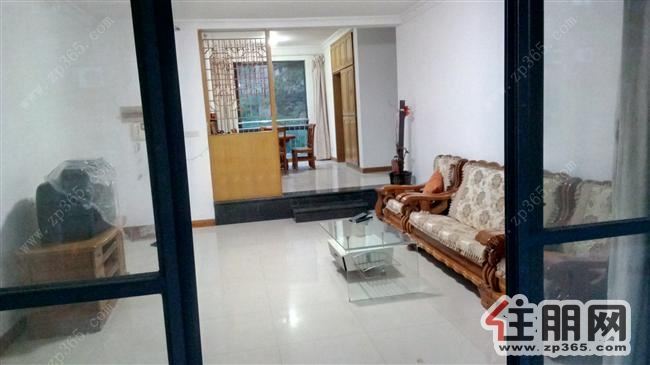 嘉年华庭4楼三房二厅