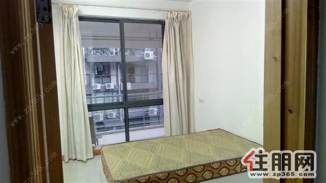 嘉年华庭4楼三房二厅