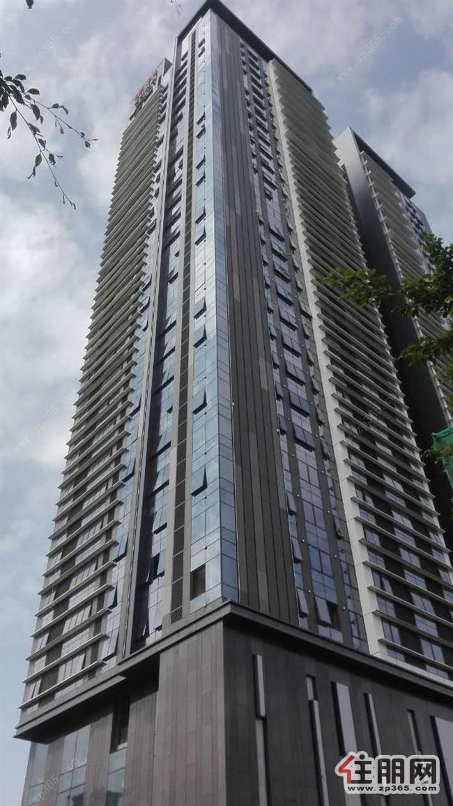 出租会展中心附近--丰泽SOHO办公楼(一线会展民歌湖景观)