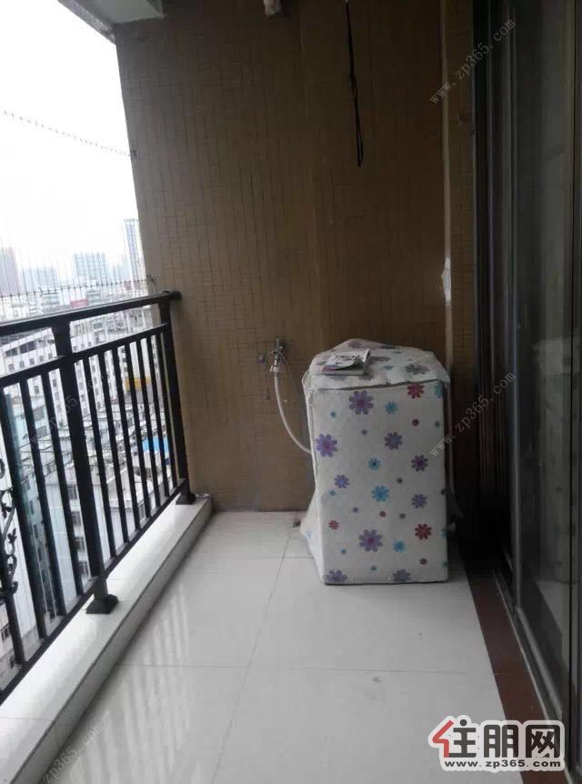 位于市中心黄金地段配套齐全