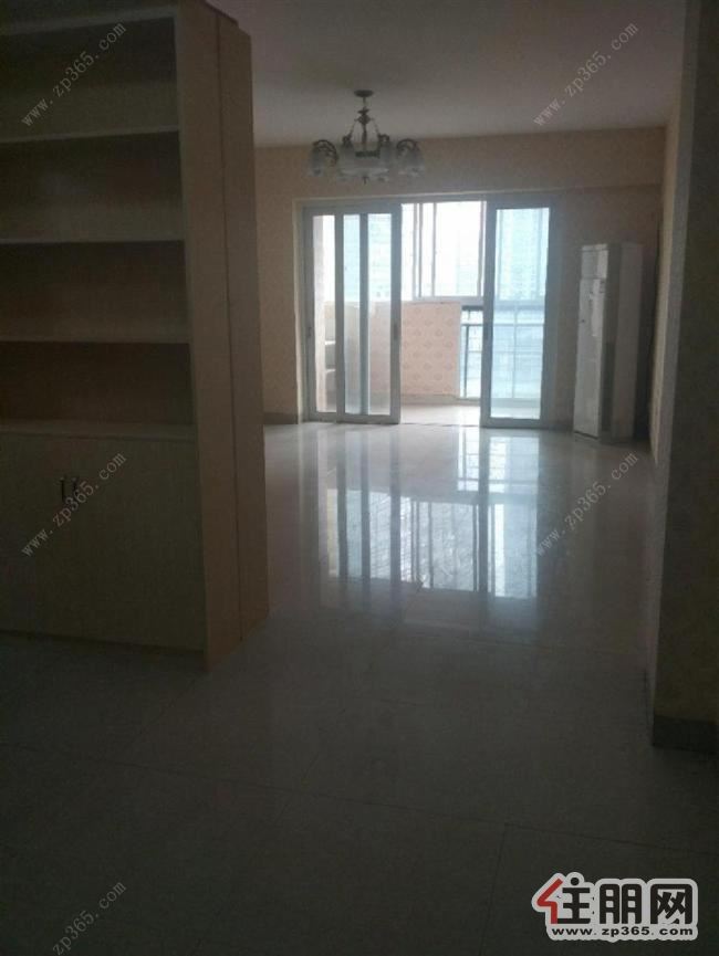 金旺角60平米10楼2100元/月