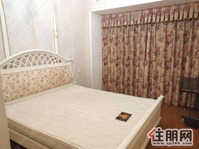 琅东客运站地铁站,凤岭春天,装修保养好,干净整洁,家具家电全