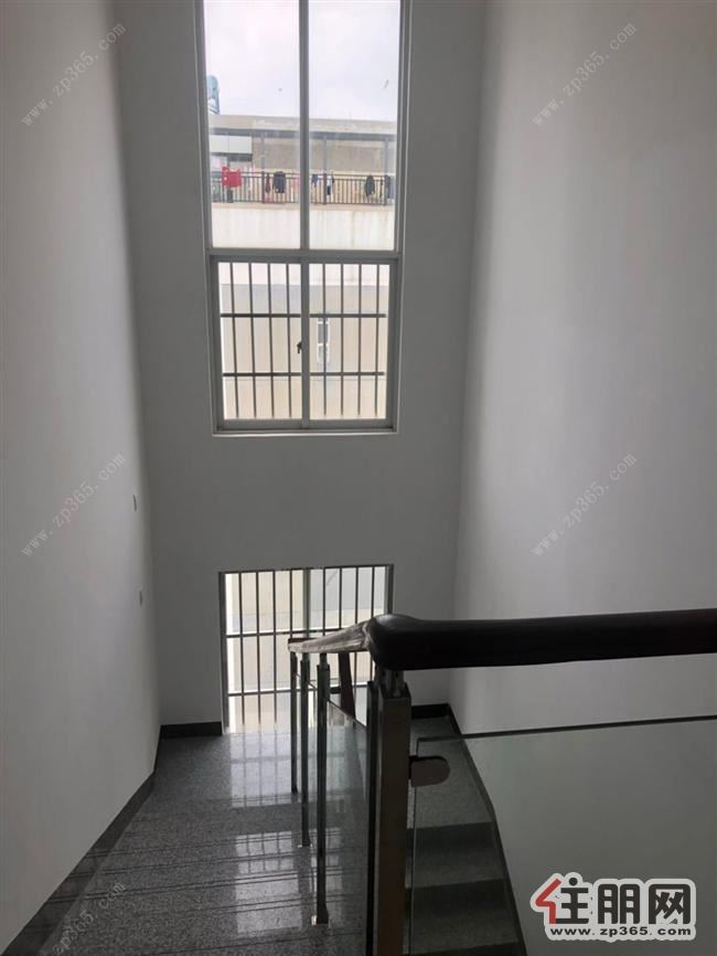 琅东客运站地铁,凤岭春天,165平楼中楼,配套齐,有车位