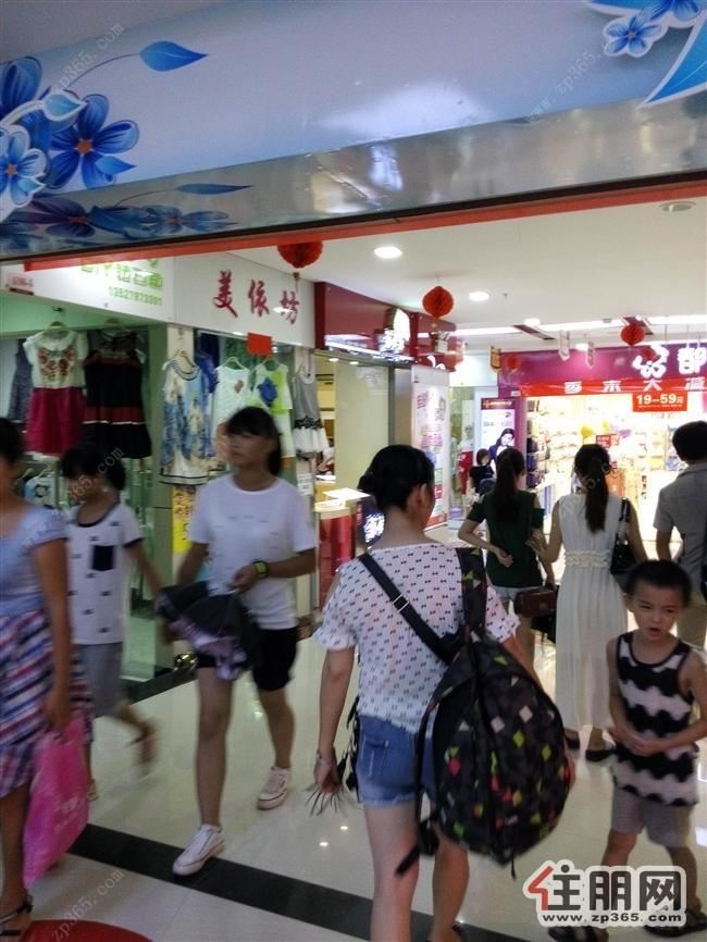 朝阳商业街地铁商铺出租转让费5千月租2500