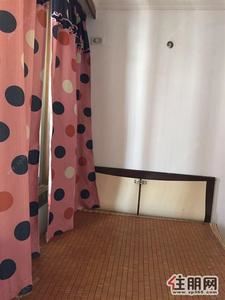 柳南区-三房出租，拎包入住