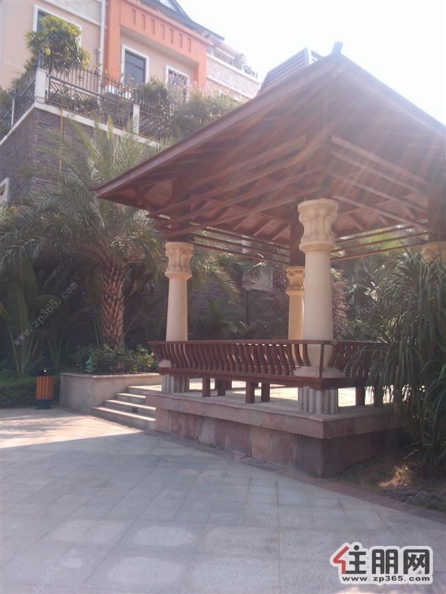 泰国城,联排别墅出售,带一车位,送100平米地下