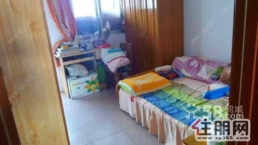 新阳路-新阳康美花园2室2厅75平米精装修押二付