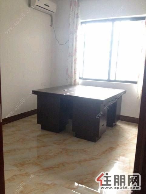 精装修办公出租,长湖景苑4室2厅176平