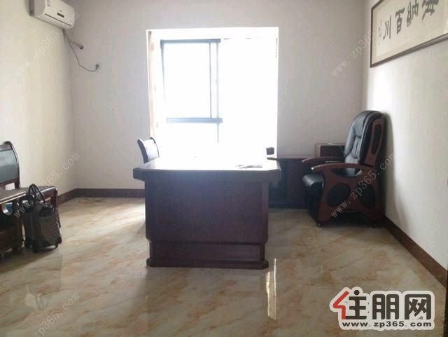 精装修办公出租,长湖景苑4室2厅176平