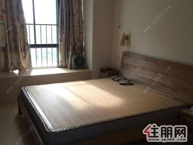 南江上海城3室2厅123平米中等装修