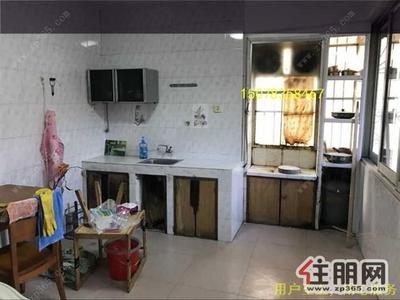 象山区，民主学区万寿巷精装100平方大三房，拎包