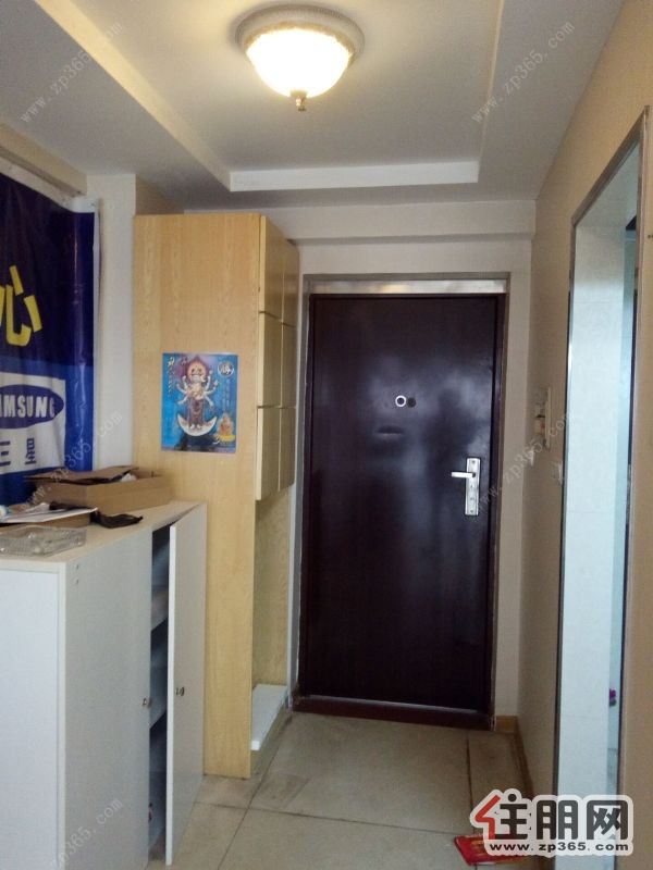 五星中环大厦家具齐全1房精美装修干净整洁随时拎包入住